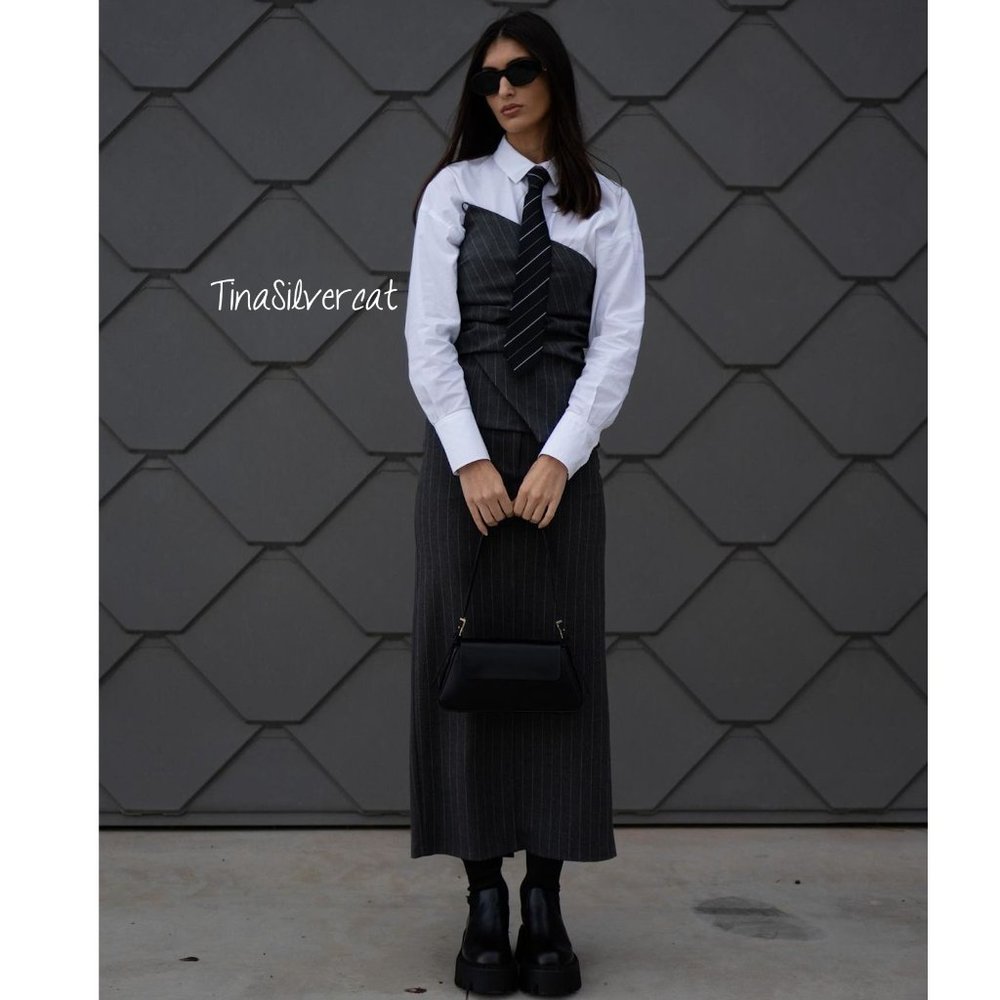 BLOGGER'S FAVE! Zara Corset Dark Gray NWT - Picture 10 of 17